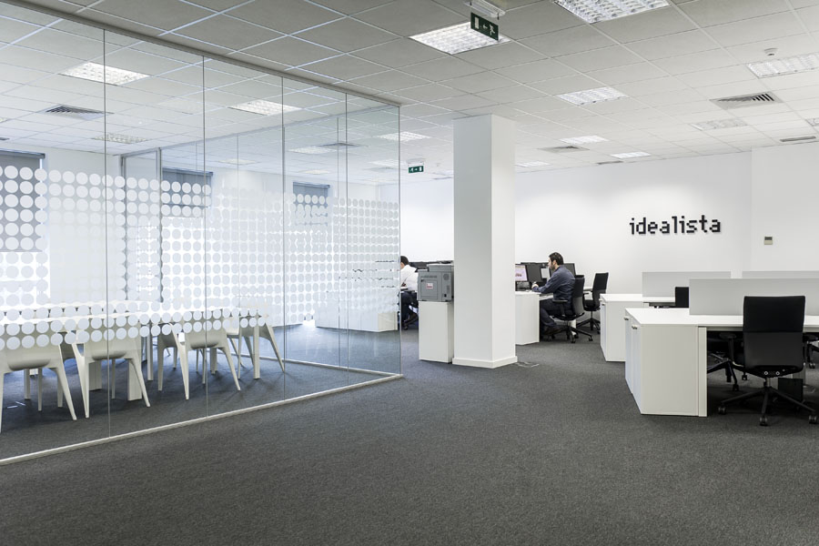 idealista de portas abertas em Portugal, com escritório na Av. da Liberdade em Lisboa