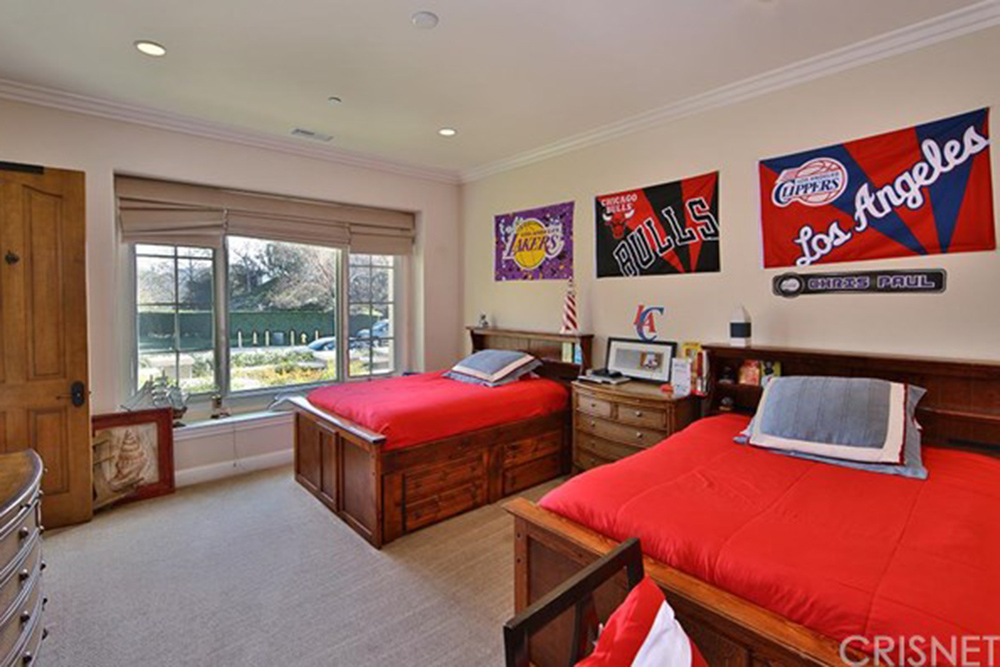 Mansão de luxo de Toni Braxton na Califórnia vendida por 3,8 milhões