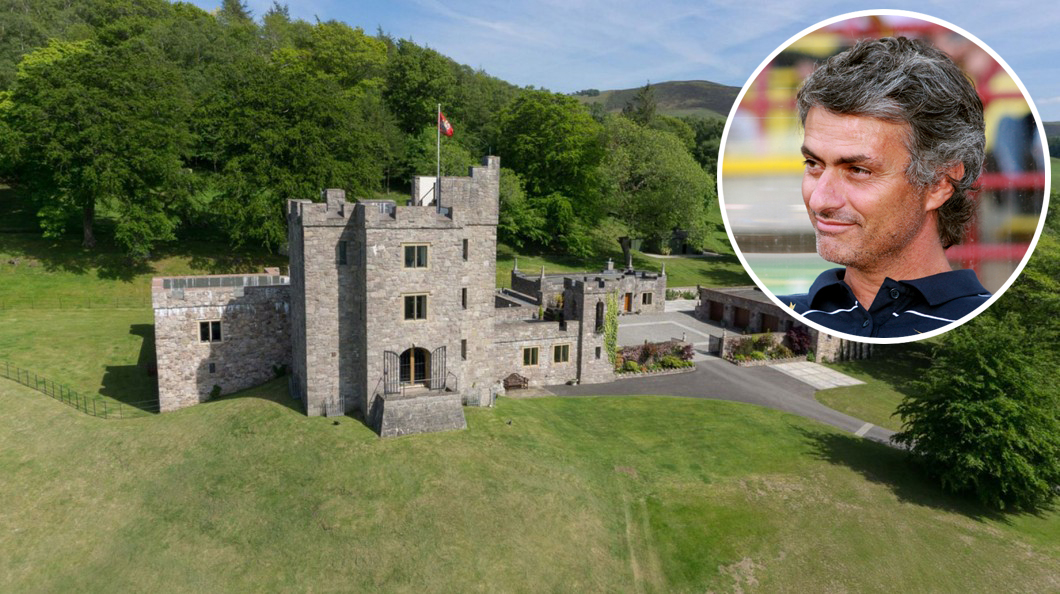 Treinador português já terá visitado o imóvel (Fotos: Dinheiro Vivo/Strutt & Parker/BNPS).