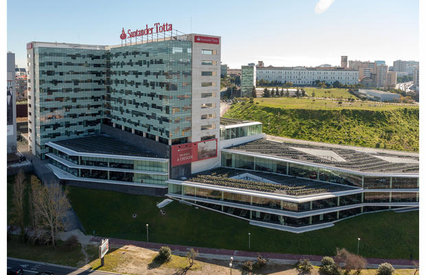 Sede Santander sede do santander totta inaugurada ap 243 s investimento Sede Santander sede do santander totta inaugurada ap 243 s investimento