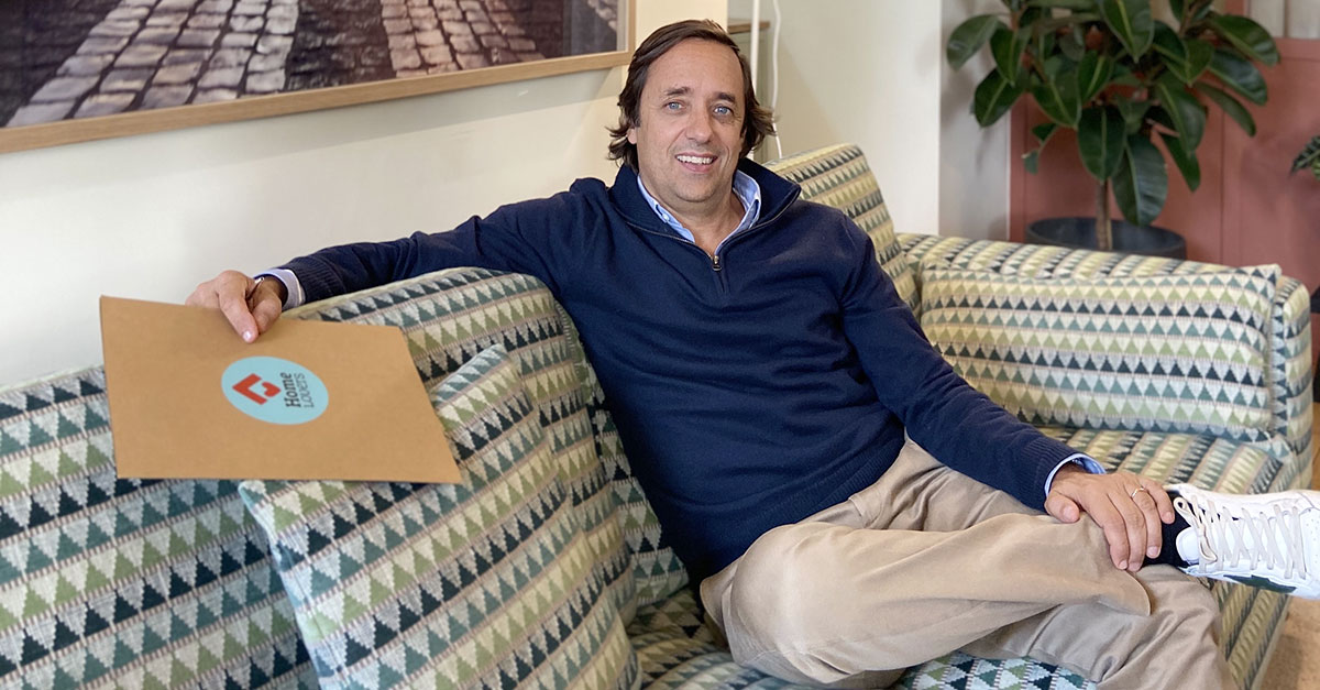 Miguel Tilli, CEO da imobiliária que inaugura hoje espaço no Chiado. / HomeLovers