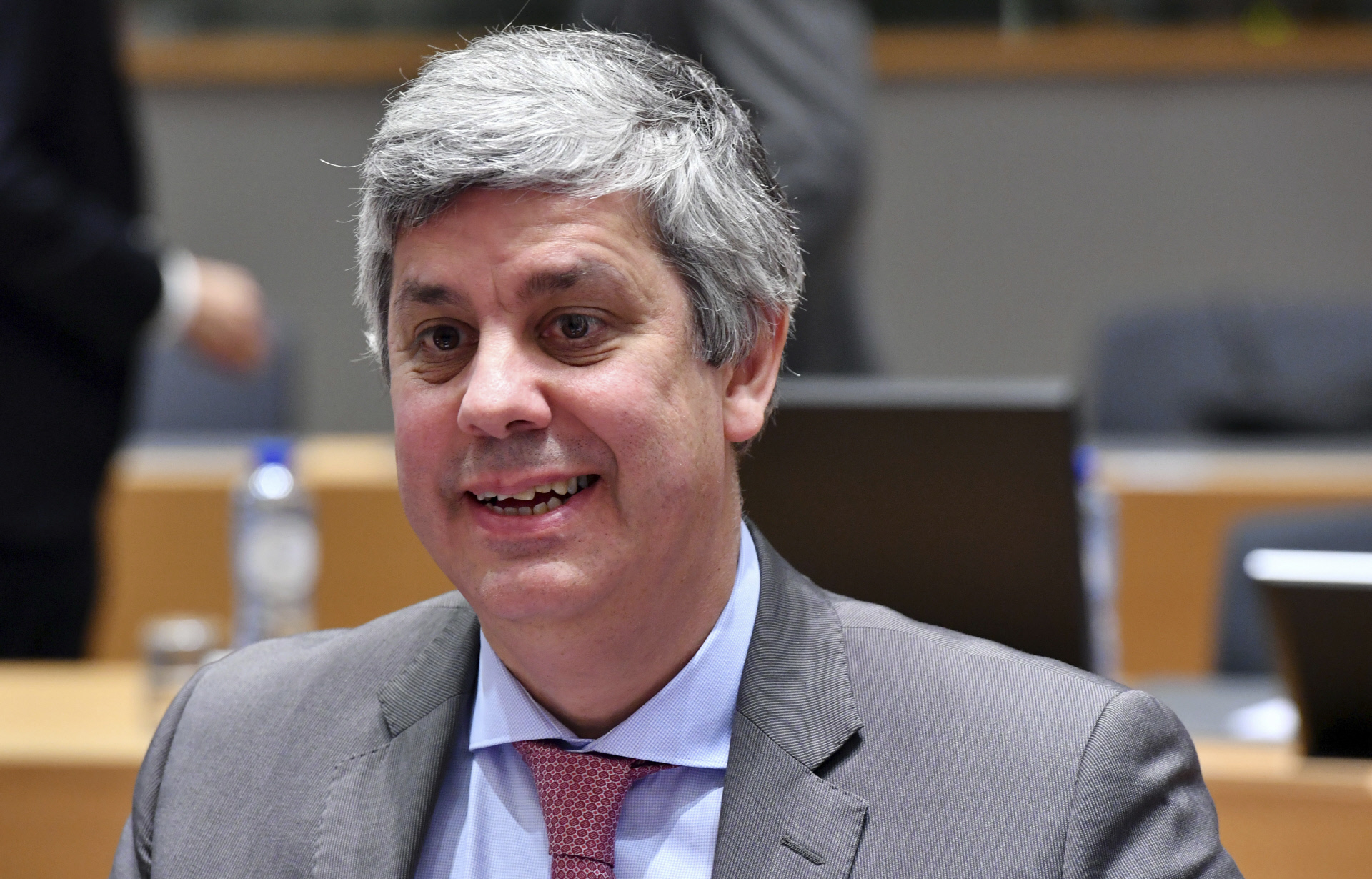 Proposta do OE2020 entregue pelo ministro das Finanças, Mário Centeno / Gtres
