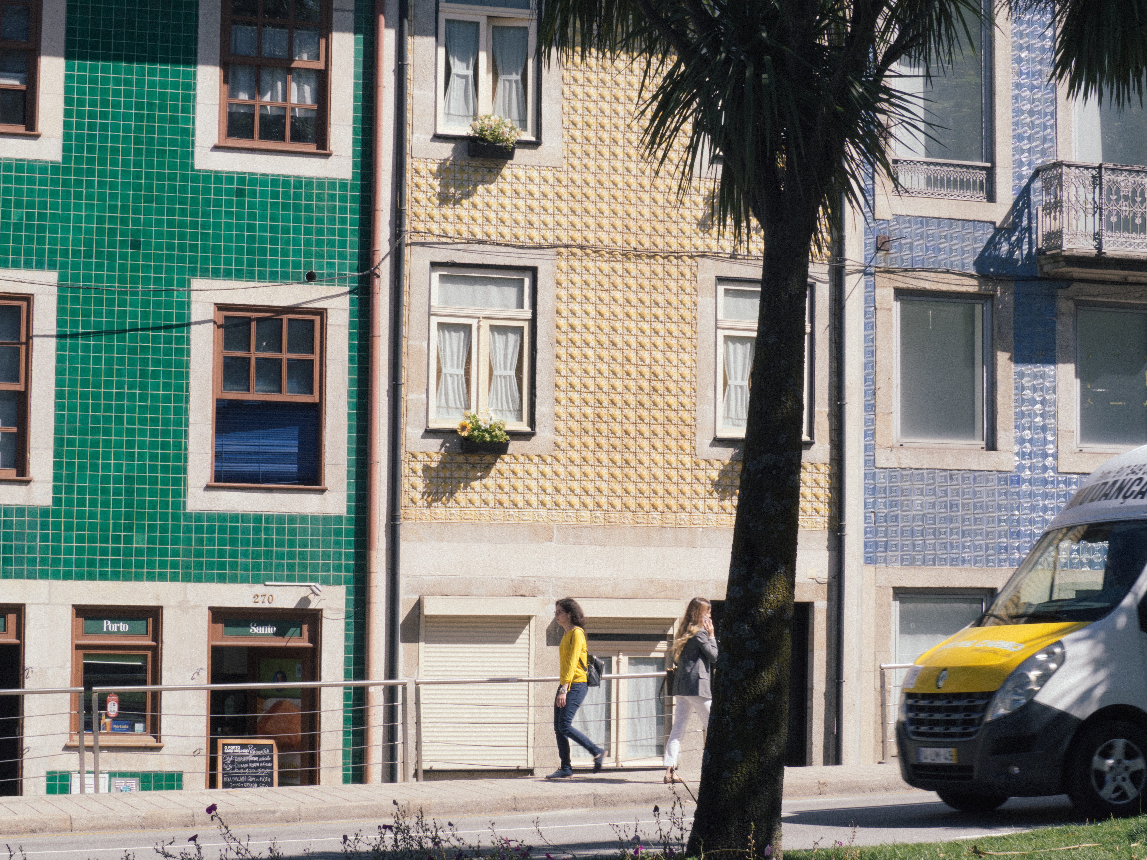 Luca Dugaro on Unsplash