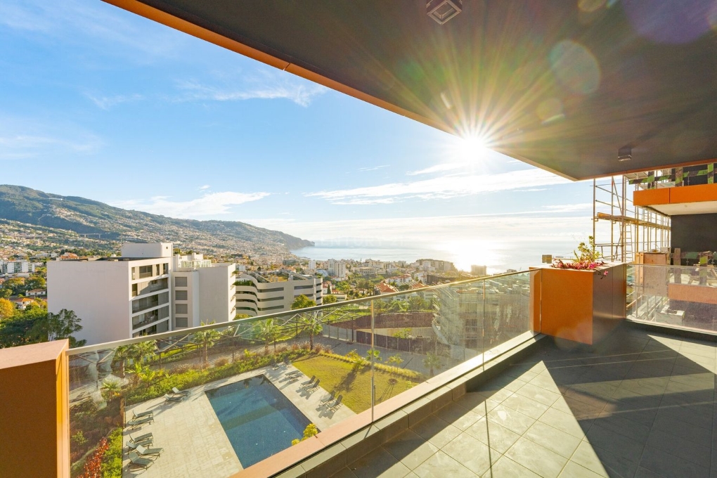 Casas rústicas e com vistas mar