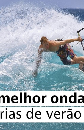 Desportos aquáticos na praia
