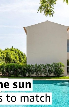 Property with gardens for sale Portugal