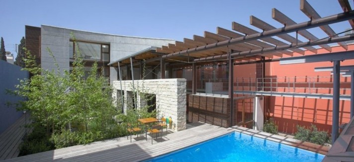 Investimento imobiliário dispara com negócios na hotelaria e logística