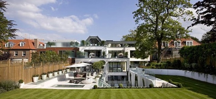 Crédito habitação sozinho ou em casal: o que ter em conta para decidir