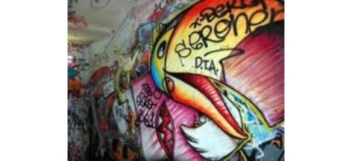 Amazon abre primeira loja física de roupa em Los Angeles 