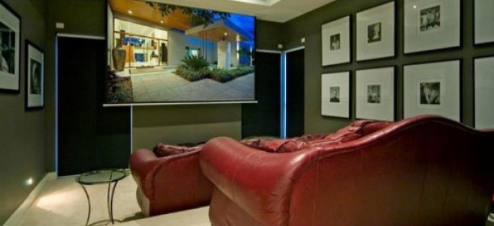 Casas originais: uma casa com ilha à venda por 4,9 milhões de euros