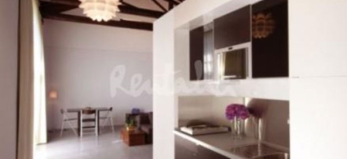 Gasolina mais cara e gasóleo mais barato face à média da UE