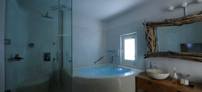 hotel-mystique-santorini10_0