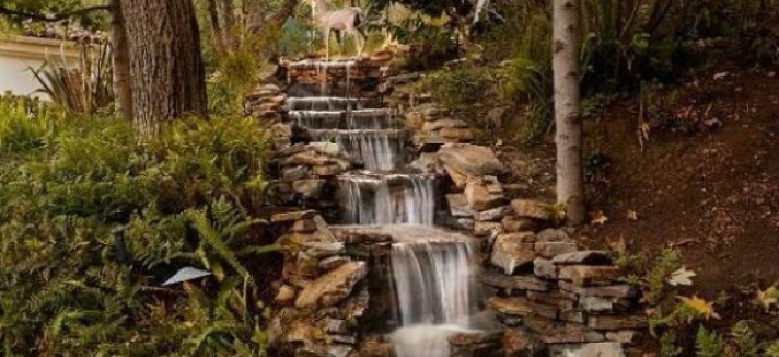 sharonstone_beverlyhills5_1