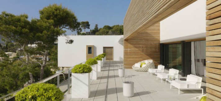 Pure-White-House-01-3