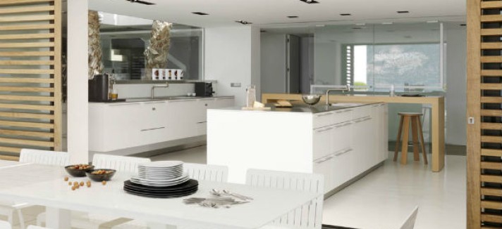 Pure-White-House-02-1