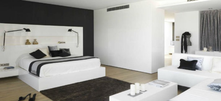 Pure-White-House-13