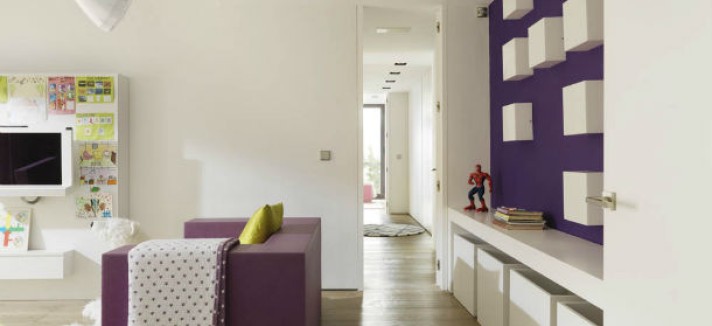 Pure-White-House-26