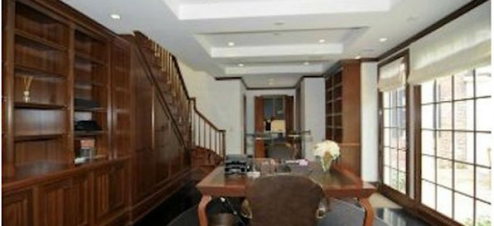 and-plenty-of-work-space