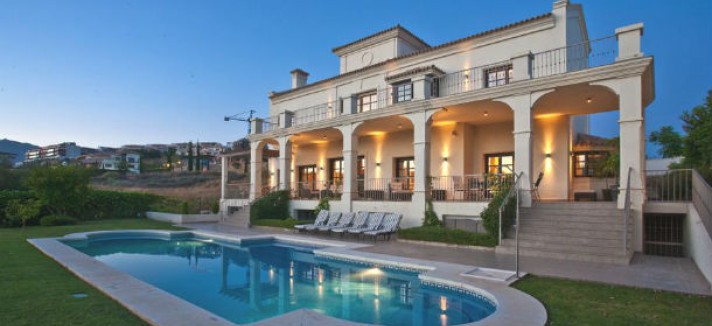 Contemporary-Spanish-Villa-Marbella-13