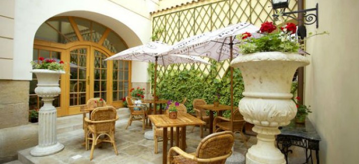 hotel-praga-terraza