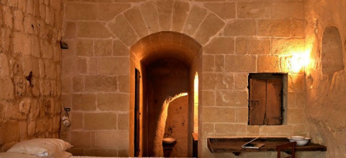 Le-Grotte-Della-Civita10