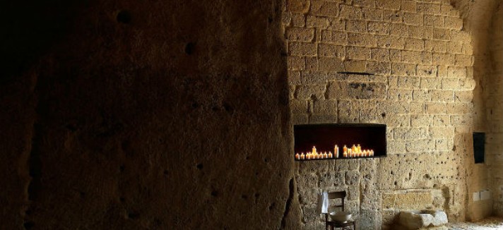 Le-Grotte-Della-Civita3