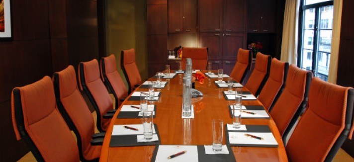 library-hotel-boardroom