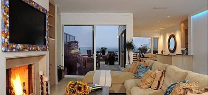 Jim-Carrey-front-deck7