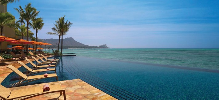 Sheraton-Waikiki--Infinity-Pool