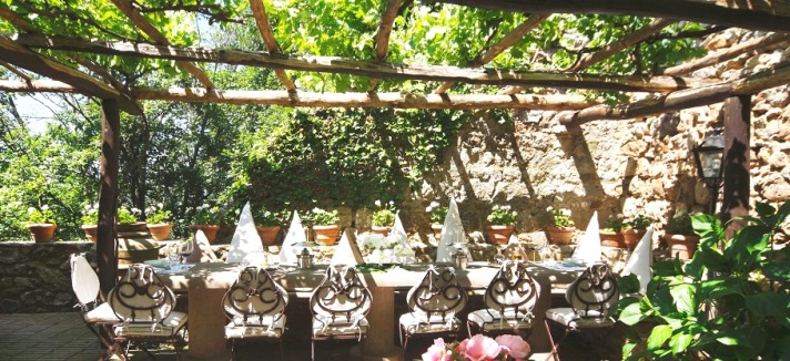 Luxury-Italian-Castle-Tuscany-02