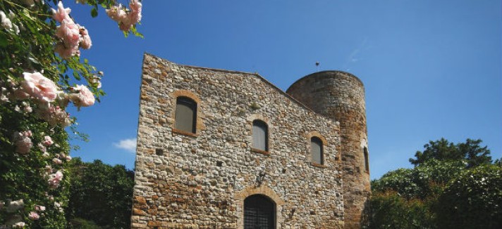 Luxury-Italian-Castle-Tuscany-09