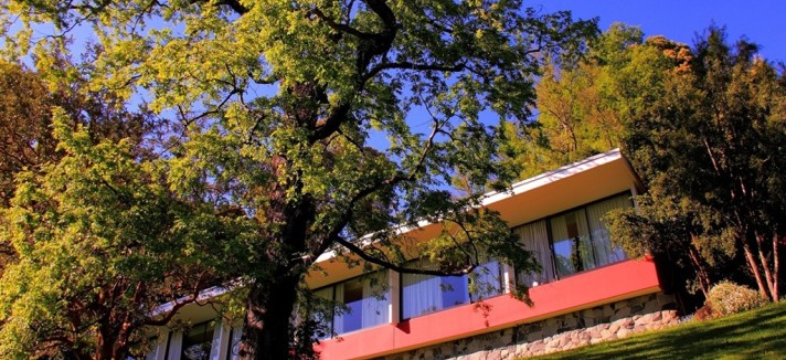 20-habitaciones-exterior-edificio-principal.jpg.1024x0