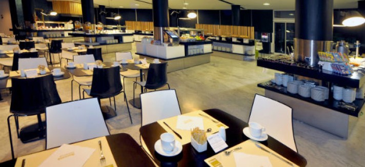 hotel-renacimiento-buffet1_2