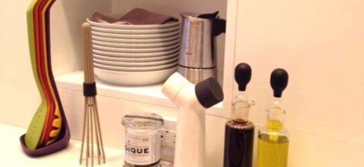 article-0-170D576B000005DC-566_634x799