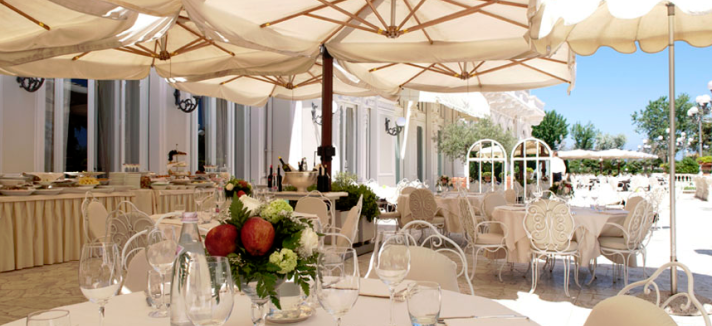 FireShot_Screen_Capture_009_-_Grand_Hotel_Rimini_albergo_5_stelle_lusso_riviera_romagnola_-_Phot