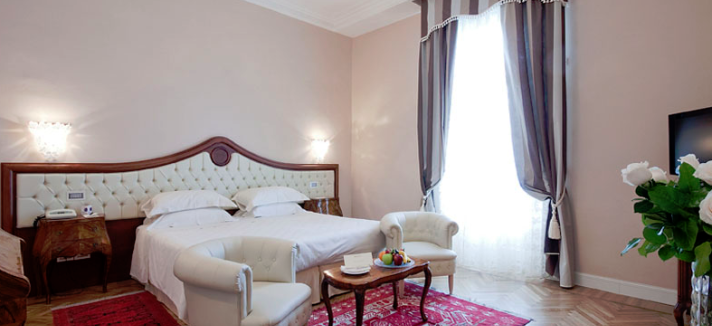 FireShot_Screen_Capture_063_-_Grand_Hotel_Rimini_albergo_5_stelle_lusso_riviera_romagnola_-_Phot