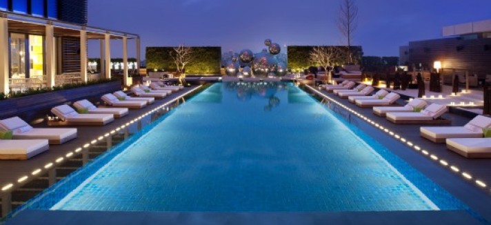WTP-PoolNightshot02_lg