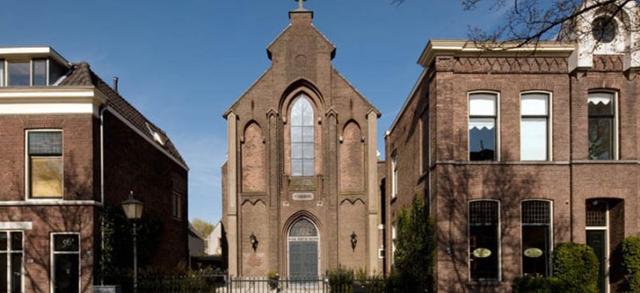 church-conversion-into-residence-utrecht-the-netherlands-zecc-architects-20