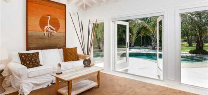 living-room-3-05e8ad-573x430