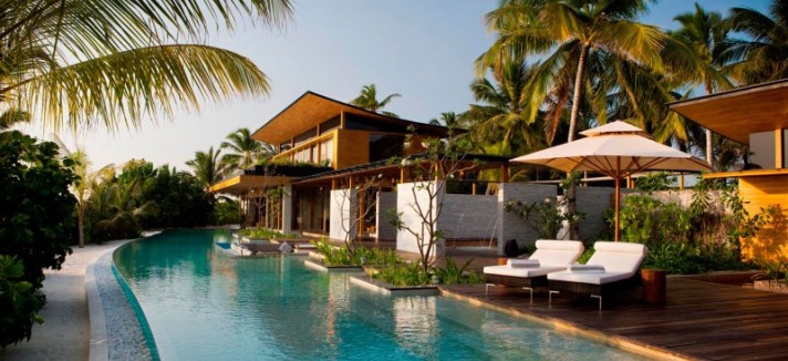 Coco-Prive-Kuda-Hithi-Island-08-800x533