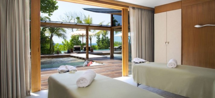 Coco-Prive-Kuda-Hithi-Island-23-800x533