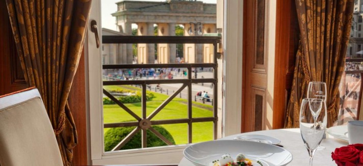 SetWidth1300-Lorenz-Adlon-Esszimmer