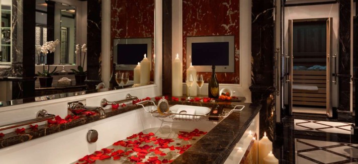 SetWidth1300-Royal-Suite-3