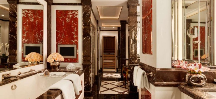 SetWidth1300-Royal-Suite-4