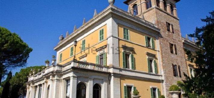 Moradia à venda em Perugia, Itàlia