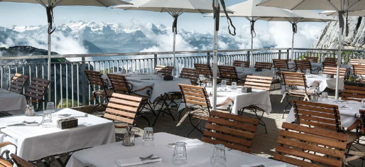 Aussicht-Terrasse-Hotel-Pilatus-Kulm