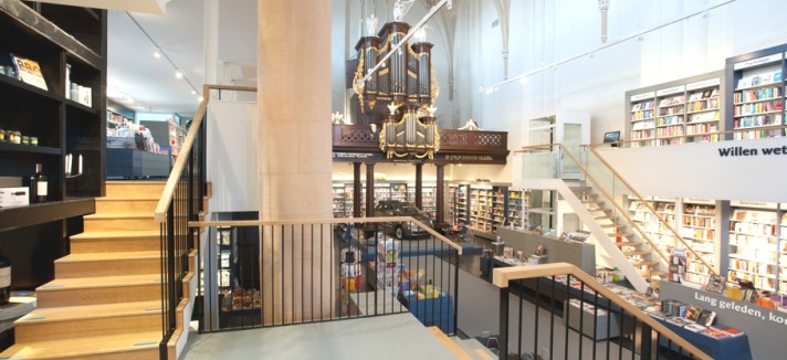 Converted-Church-Design-Netherlands-Adelto-04