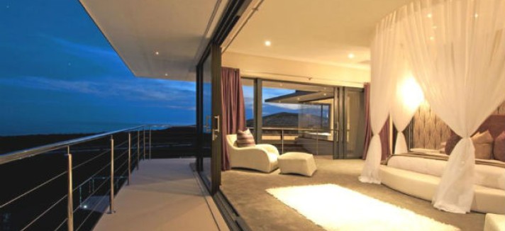 House-E16-10-1150x763