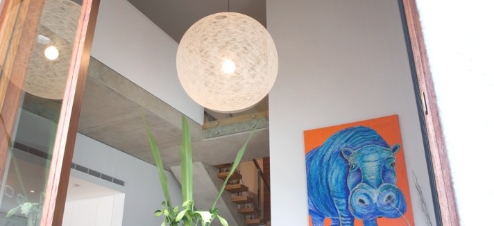 Luxury-Home-Gold-Coast-Australia-Adelto-03-910x910