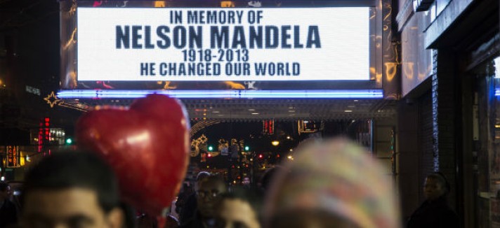 homenagem_a_mandela_no_apollo_theatre_no_bairro_de_harlem_em_nova_iorque